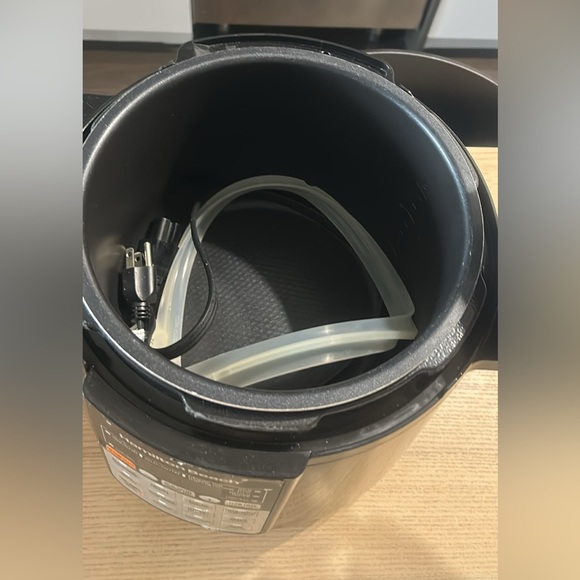 Hamilton Beach Digital Black Multi-Cooker - Picture 4 of 4